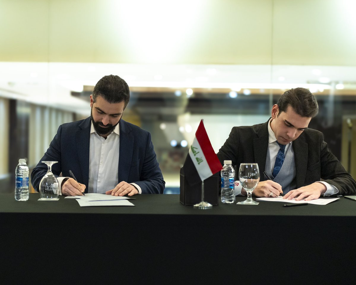 ali_almikdam's tweet photo. في إطار التعاون الاستراتيجي وضمن خطة مركزنا لهذا العام وقعت باسم @IraqFCDS مذكرتي تفاهم وتعاون مع الدكتور @Dr_mohamedhusam رئيس المؤسسة الاستراتيجية للسياسات العامة وذلك للشراكةِ والتعاون في تنظيم وإقامة أنشطة معنية بالسياسات والمجتمع المدني. https://t.co/SxX2uBEjZx