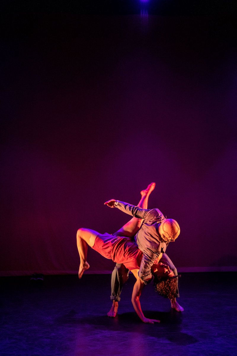 Jenni is not an athlete. But she really wants to be able to run up mountains.

A heart-racing blend of dance, theatre, integrated creative captions and sports spectacle, Endurance is a thrilling look at how and why we endure.

📅 Fri 31 Jan – Sat 1 Feb

🎟️ bit.ly/4iYJnS9