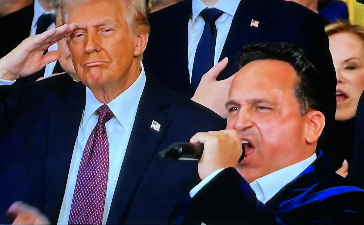 «Calamidad estos tiempos en los que los locos guían a los ciegos»
William Shakespeare