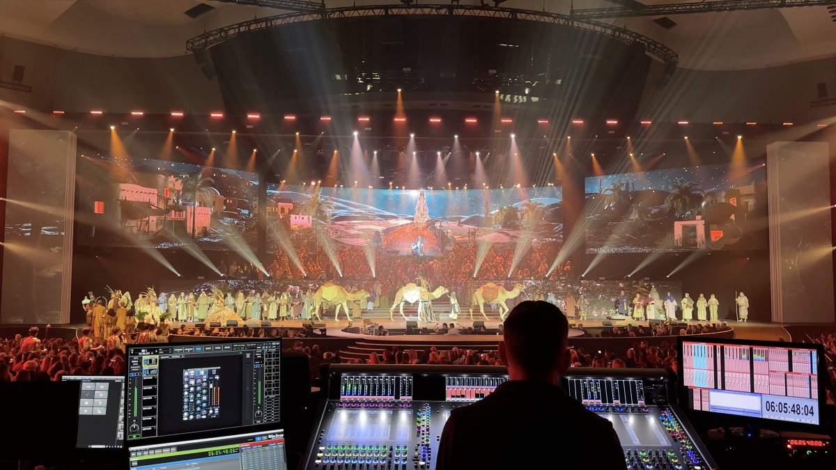 AVNationTV's tweet image. KLANG Monitoring Scales to Meet Prestonwood Baptist Church’s Massive Holiday Production, The Gift of Christmas. avnation.tv/2025/01/20/kla… #avtweeps #casestudies @KLANGtec
