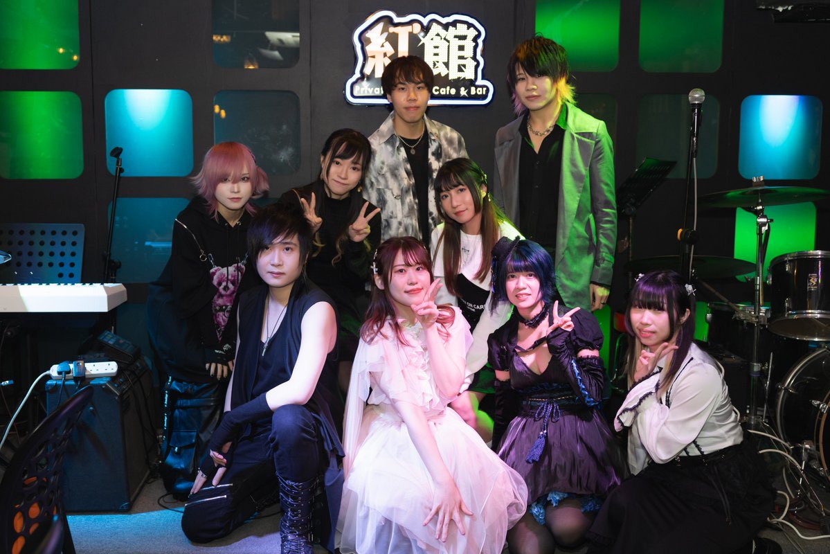 htmiii0904's tweet photo. Undercover 01 by @cosgale 
みんなの応援ありがとうございました🥰
本当に楽しかったです🥳

セットリスト：
1. パジャマパーティーズの歌 - #ちいかわ 
2. 届かない恋 - #WHITEALBUM2
3. ギターと孤独と蒼い惑星 - #ぼっち・ざ・ろっく #結束バンド
 
#UC01 #香港 #アニソン #アニソンカバー https://t.co/Nufh6hZlst