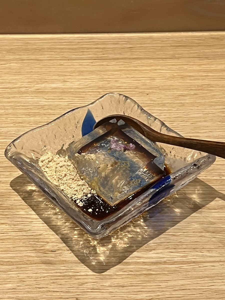 Adaeerr's tweet image. 