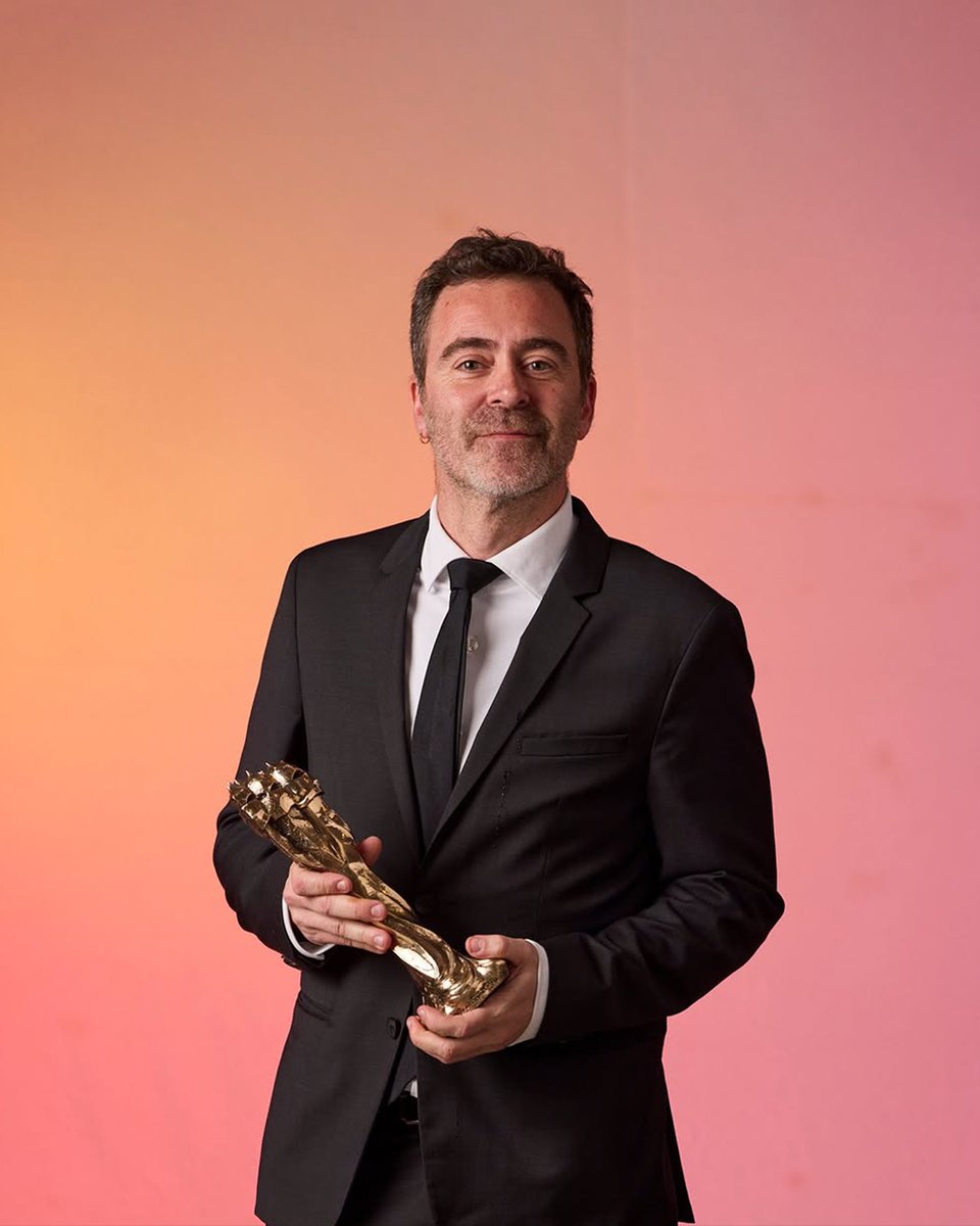 IkiruFilms_'s tweet photo. #SegundoPremio guanyadora de 3  #PremisGaudí de l'@academiacinecat

#IsakiLacuesta i #PolRodríguez guanyen #MillorDirecció

#TakuroTakeuchi guanya #MillorFotografia

#DianaSagrista, #AlejandroCastillo, #EvaValiño i #AntoninDalmasso guanyen #MillorSo

Foto #whthrs #LanderLarrañaga https://t.co/YRIldS0WBR