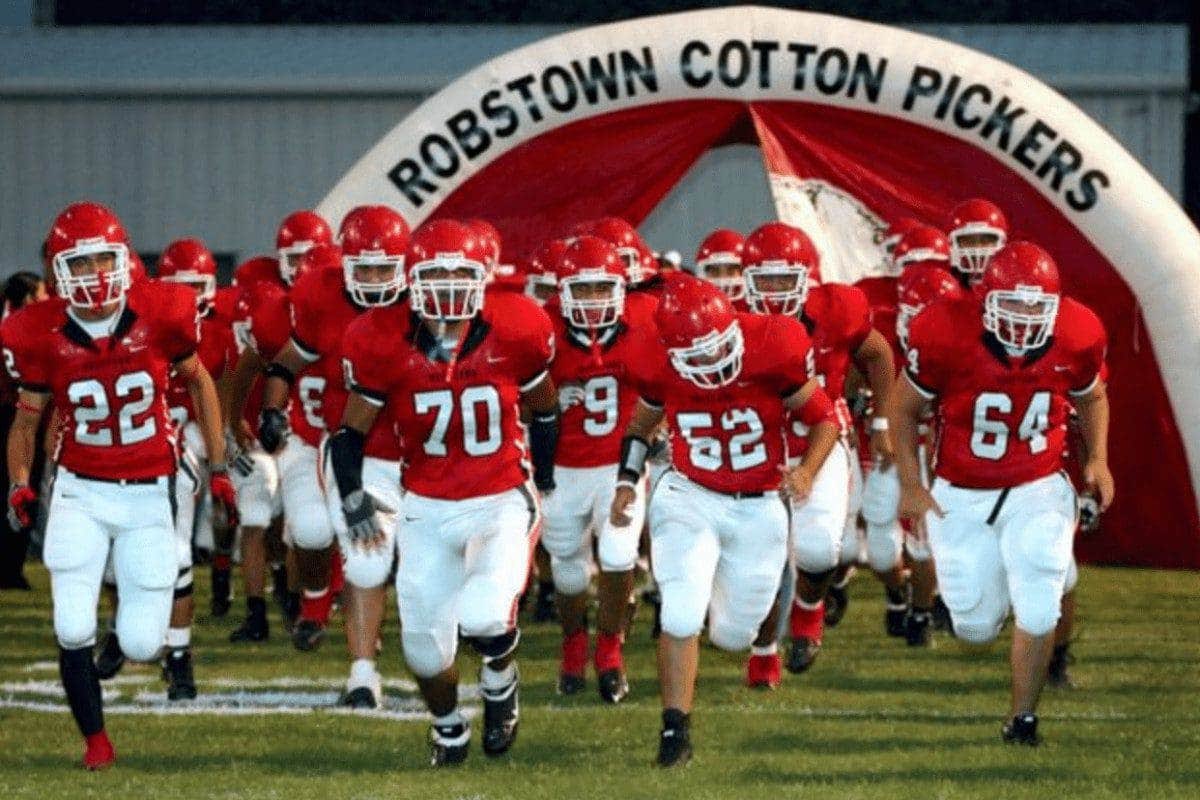 Glad I could graduate from such a prestigious high school in the great state of Texas! I definitely see some future Sooners on this team 😜. Go CPs!