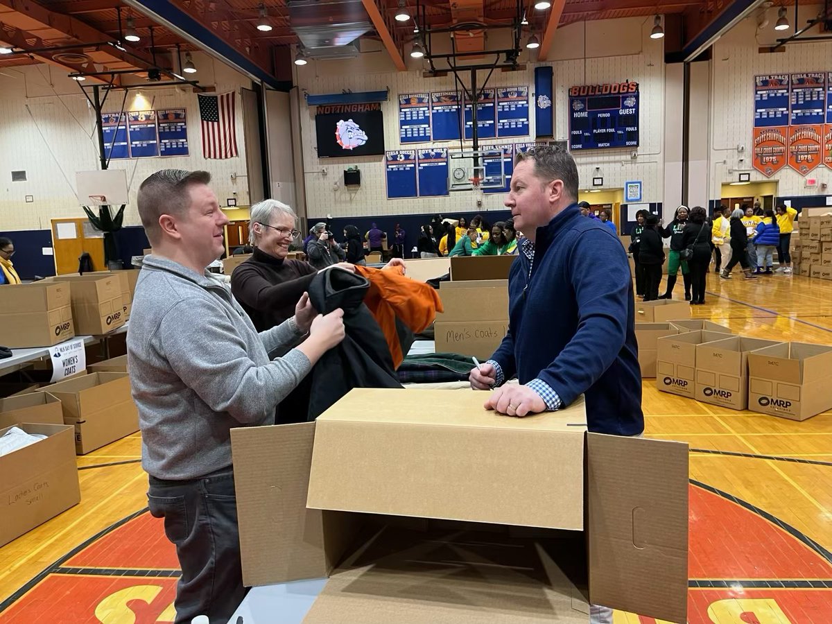 Syracuse City Auditor Alexander Marion (@syracuseauditor) on Twitter photo Spent a meaningful #MLKDay volunteering at the annual <a href="/UWCNY/">United Way of Central New York</a> Day of Service at Nottingham High School, where I was joined by <a href="/RachelMayNY/">Senator Rachel May (RachelMayNY.bsky.social)</a> & <a href="/chrisryanSD50/">Chris Ryan</a> and so many friends from the Greater Syracuse Labor Council in what has become a wonderful annual tradition Spent a meaningful #MLKDay volunteering at the annual <a href="/UWCNY/">United Way of Central New York</a> Day of Service at Nottingham High School, where I was joined by <a href="/RachelMayNY/">Senator Rachel May (RachelMayNY.bsky.social)</a> & <a href="/chrisryanSD50/">Chris Ryan</a> and so many friends from the Greater Syracuse Labor Council in what has become a wonderful annual tradition