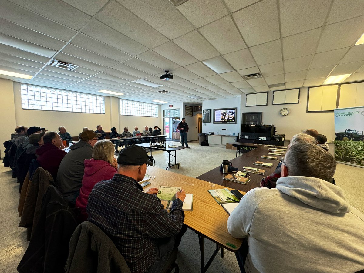 KaitlandVSpek's tweet photo. Spray Clinic Season has arrived!💧 🚜 

We will be running spray optimization courses all over Ontario throughout the winter months at various local retail locations from now until April 🔥#WinfieldUnited #Adjuvants #SprayClinics #SprayRight #OntAg https://t.co/t2NjQHZuxq
