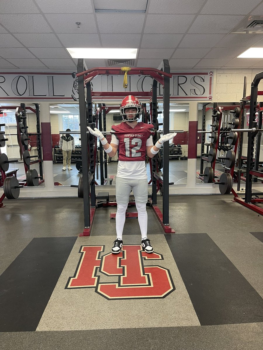 I had a great time at my overnight visit at Hampden-Sydney College! The campus was phenomenal and the football facilities were exceptional! Had a great time meeting with <a href="/Coach_Luvara/">Vince Luvara</a> and the entire staff! Can’t wait to be back!❤️🖤🤍
<a href="/KRWallaceFB/">Kevin Wallace, Ed.D</a> <a href="/WF_Football/">West Forsyth Football</a> <a href="/willbradleysp/">Will Bradley Sports Performance</a>