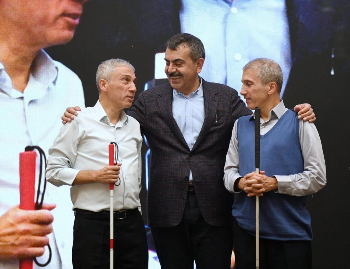 Özel Eğitim ve Rehabilitasyon Merkezleri tünelden önceki son çıkışta. Desteklerinizi bekliyoruz.
#özeleğitimesahipçık
#EngelsizYüzYıl
<a href="/RTErdogan/">Recep Tayyip Erdoğan</a> 
<a href="/memetsimsek/">Mehmet Simsek</a>
<a href="/HMBakanligi/">T.C. Hazine ve Maliye Bakanlığı</a> 
<a href="/Yusuf__Tekin/">Yusuf Tekin</a> 
<a href="/tcmeb/">Millî Eğitim Bakanlığı</a>