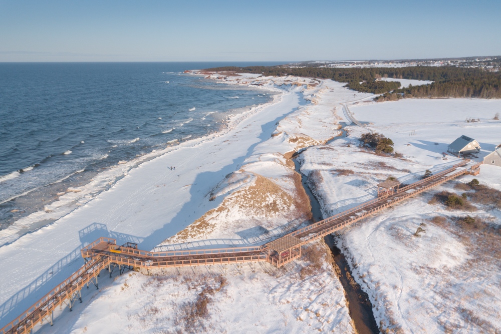 Views like this have us wishing to be at the North Shore 24/7! ❄️ ✨

Have you explored Cavendish yet in its wintery scene? Let us know in the comments!

📸: Tourism PEI / Sander Meurs