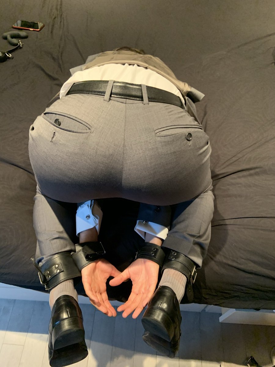 suit boy tweet media