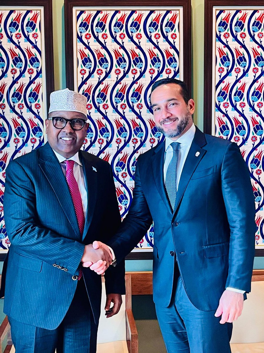FM Amb. <a href="/AhmedMoFiqi/">Hon. Ahmed FIQI</a>  met today in #NewYork with the Deputy Minister of Foreign Affairs of #Panama, H.E. Mr. Carlos Ruiz-Hernández, and discussed with him strengthening bilateral relations and exploring various areas of cooperation between the two countries.
#Somalia #Somali