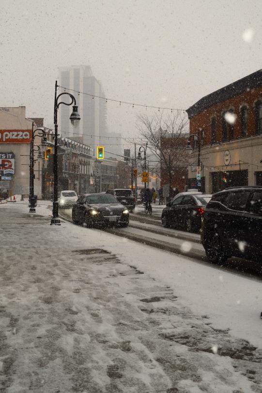 Downtown is looking absolutely stunning after yesterdays snowfall ❄️

Thank you, Leo, for sharing these beautiful photos with us! 

📸 Share your Downtown photos and videos by tagging #MyDowntown and @DowntownStCatharines for a chance to be featured!

#DowntownSTC