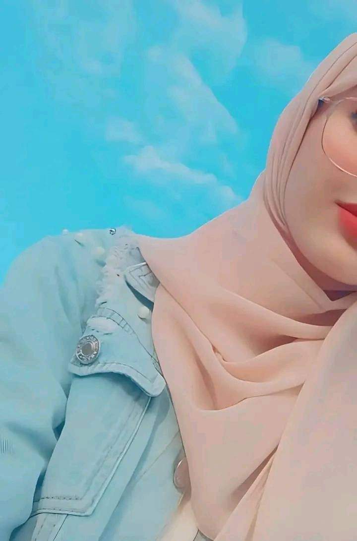 noosh_224's tweet photo. ...    الف #لعنه للحياه هذه،،، احس انني واحده شي غالي على الدنيا ما خلتني لحالي كلما احس انني غلقت على مصيبه افتح ولاقي مصيبه جديده ياجماعه والله ما استاهل كل هذه المعانات،،وفوق كل هذه المعانات انه ما تلاقي حد يطيب خاطرك يقلك لا تشيلي هم شي امري تدللي اطلبي ليت والله💔🥺 https://t.co/cFqhIoA2XU