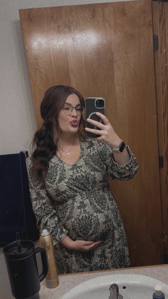 devmichelle20's tweet photo. ✨MAMA✨ https://t.co/AxgiDLQHzX