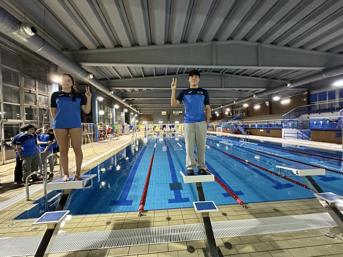 AytoLeganes's tweet photo. El @LeganesNatacion ha ascendido a 1ª Nacional masculina absoluta. En diciembre disputarán la Copa de esta categoría tras 37 años de historia

El alcalde @marecuencopp y la concejala de Deportes @cpolonioc les han felicitado  personalmente en las instalaciones de El Carrascal https://t.co/kMjG95qXFO