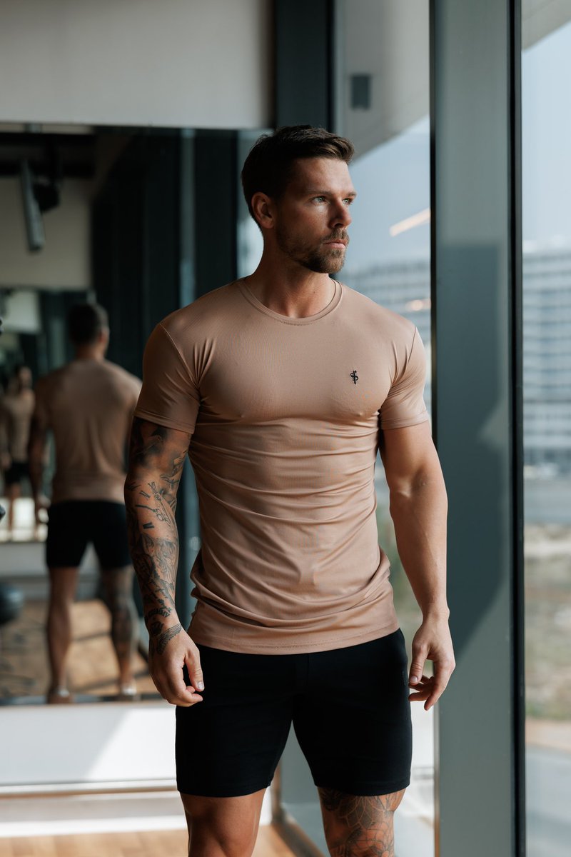 FatherSons_'s tweet photo. Start Your Week Right 💯 
[ NEW: Gym Compression Tops ]

→ https://t.co/j1RQ1eNSH8

#gym #musclefit #bodybuilder https://t.co/l2lbaSVxxE
