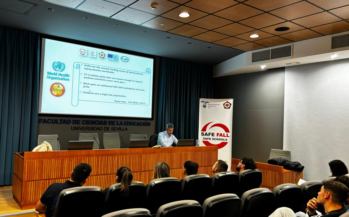PeopleBronx's tweet photo. 🥋Judo Beyond Boundaries: Social Inclusion through Safe Falls &amp; Imagination Games🥋 

#ErasmusPlus #EC #ANPCDEFP #BronxSportClub #FALLIMAG4JUDO #UniversidadDeSevilla #FujiClub https://t.co/yRHM2IkXTP