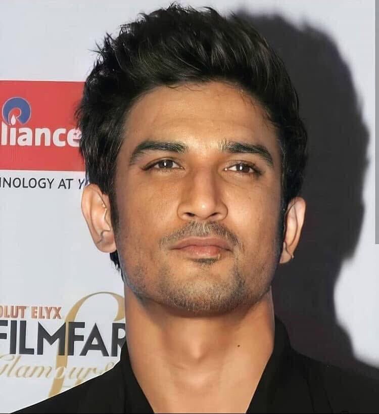 SeaOfMuscovy's tweet photo. You are a shining star whose light will never fade… ✨💫
Happy 39th birthday Photon ❤️
@itsSSR https://t.co/xxTsc500BT