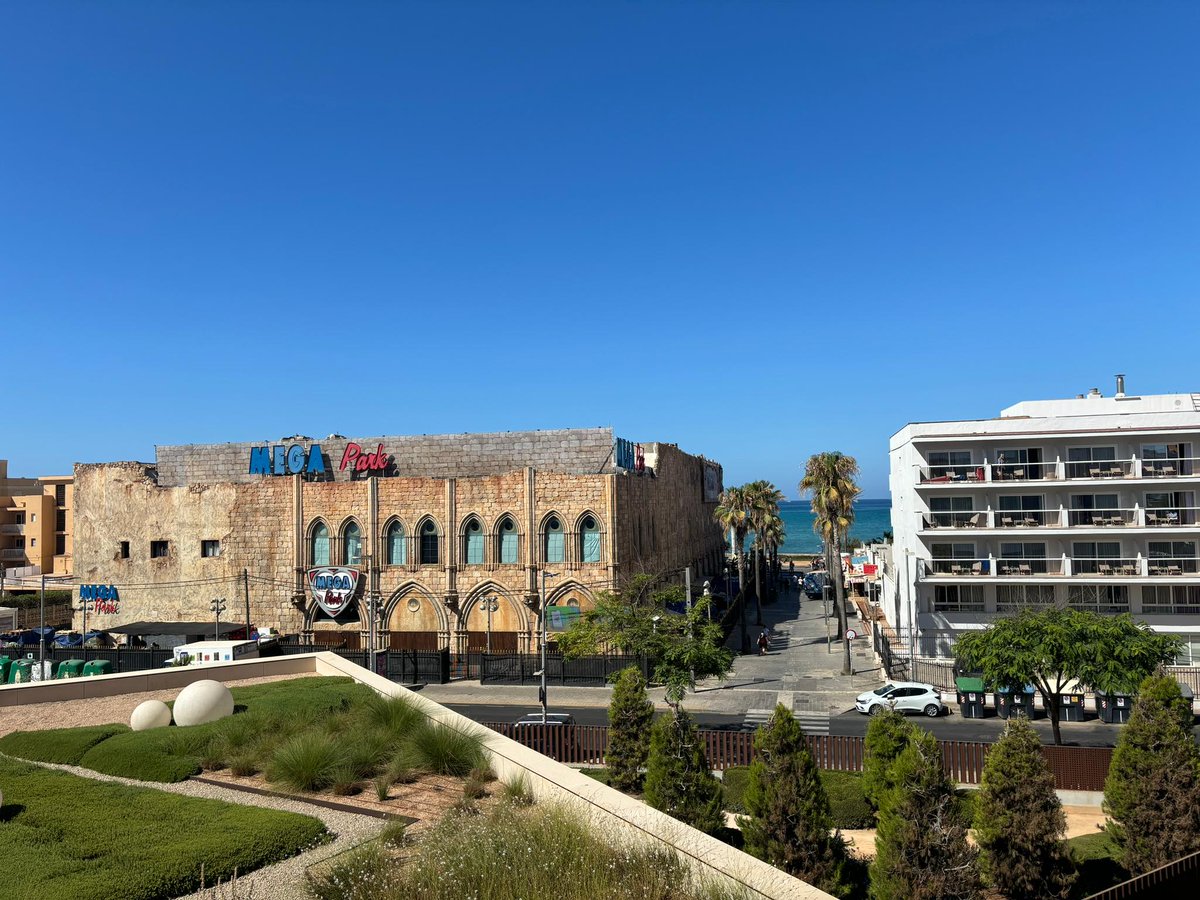 MrBallermann's tweet photo. Bierkönig &amp; Megapark: Nun stehen die Termine für das Mallorca Opening 2025 fest! Wer von Euch feiert beim Opening auf der Insel mit? Bierkönig oder Megapark?

https://t.co/YxDaXdpBrI https://t.co/iMdLojjYQY