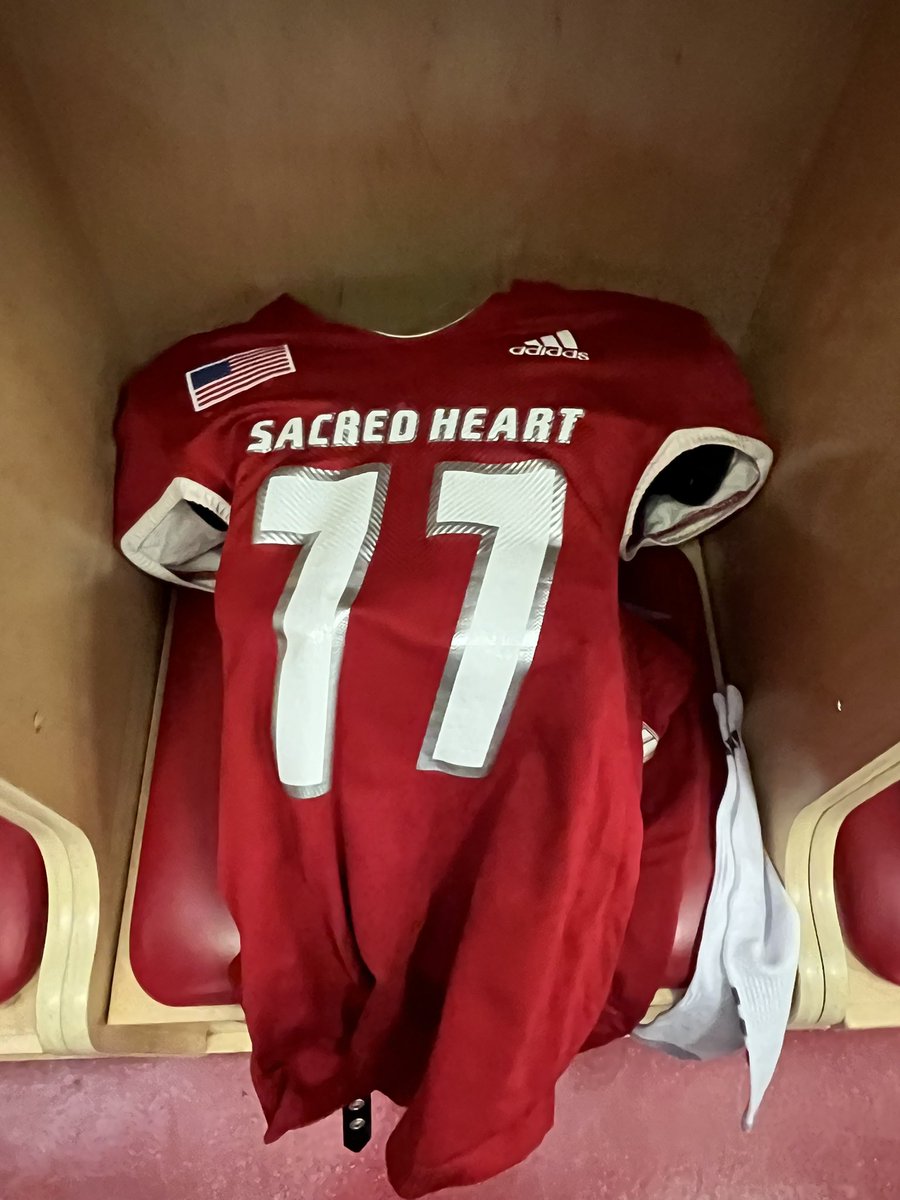 ISAIAH (@isaiahreynoso77) on Twitter photo Had a great day up at Sacred Heart University! Big thank you to <a href="/Coach__Duke/">Kevin Duke</a> for the hospitality. Glad I got to see campus and facilities, thank you for having me!
<a href="/SHU__Football/">Sacred Heart Football</a> <a href="/CWallDragons/">Cornwall Dragons</a> <a href="/CwallFootball/">Cornwall Football</a> <a href="/CoachArduino/">Kevin Arduino</a> <a href="/KOT845_/">KOT845</a> <a href="/PrepRedzoneNY/">Prep Redzone New York</a> <a href="/lupo_spencer/">Spencer Lupo</a> <a href="/RichWar14014578/">Rich Ward</a> Had a great day up at Sacred Heart University! Big thank you to <a href="/Coach__Duke/">Kevin Duke</a> for the hospitality. Glad I got to see campus and facilities, thank you for having me!
<a href="/SHU__Football/">Sacred Heart Football</a> <a href="/CWallDragons/">Cornwall Dragons</a> <a href="/CwallFootball/">Cornwall Football</a> <a href="/CoachArduino/">Kevin Arduino</a> <a href="/KOT845_/">KOT845</a> <a href="/PrepRedzoneNY/">Prep Redzone New York</a> <a href="/lupo_spencer/">Spencer Lupo</a> <a href="/RichWar14014578/">Rich Ward</a>