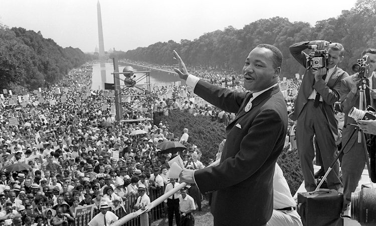 JazzLikesToGame's tweet photo. Celebrate him today. ❤️

#MartinLutherKingJr https://t.co/x8sQWwXDAD