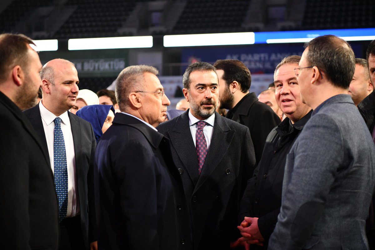 AkpartiAnkara's tweet photo. Cumhurbaşkanımız, Genel Başkanımız Sayın @RTErdogan'ın teşrifleriyle yarın gerçekleştireceğimiz 8. Olağan İl Kongremiz öncesinde Genel Sekreterimiz @_fatihsahin, Genel Başkan Yardımcımız @DrOmerileri, Grup Başkan Vekilimiz @leylasahinusta, İl Koordinatörümüz @cigdemerdogantr, İl Başkanımız @hakanhanozcan, Ankara Milletvekillerimiz @fuatoktay, @selvacam, @jsarieroglu, @Murat_Alparslan, @zeynepyildiztr, İlçe Başkanlarımız, Belediye Başkanlarımız ve teşkilat mensuplarımız ile birlikte salon hazırlıklarını yerinde inceledik.