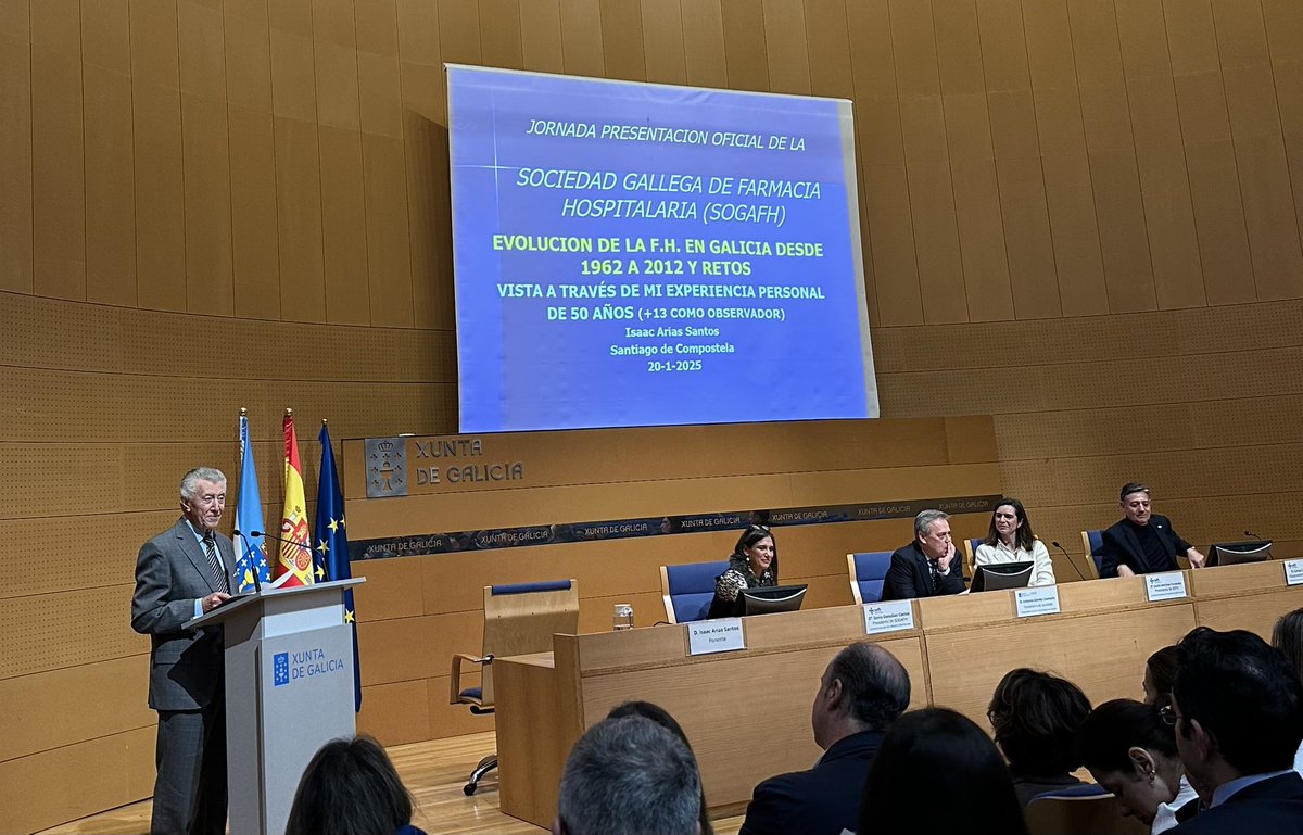 PabloFeijoo_19's tweet photo. Hoxe tivo lugar a presentación oficial da Sociedade Galega de Farmacia Hospitalaria (SOGAFH), que nace coa misión de impulsar a nosa profesión e reforzar o seu impacto nos sistemas sanitarios galego e nacional.

#YOESTUVEAHÍ
#FarmaciaHospitalariaGallega #SOGAFH2025 https://t.co/eUHgxE5Kkh