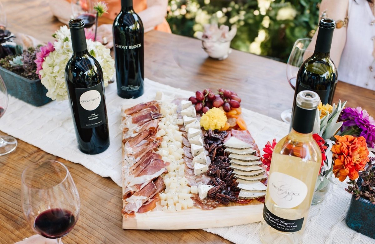 ghostblockwine's tweet photo. Happy #NationalCheeseDay! 🧀🍷 Cheese makes everything better – especially when paired with our wines! Whether it's a slice of manchego on its own or melted on a perfect pizza, we're here for it. What's your go-to pairing? Let us know below! 👇

#CheeseLovers #WineAndCheese #P... https://t.co/D3VVYRpQHo