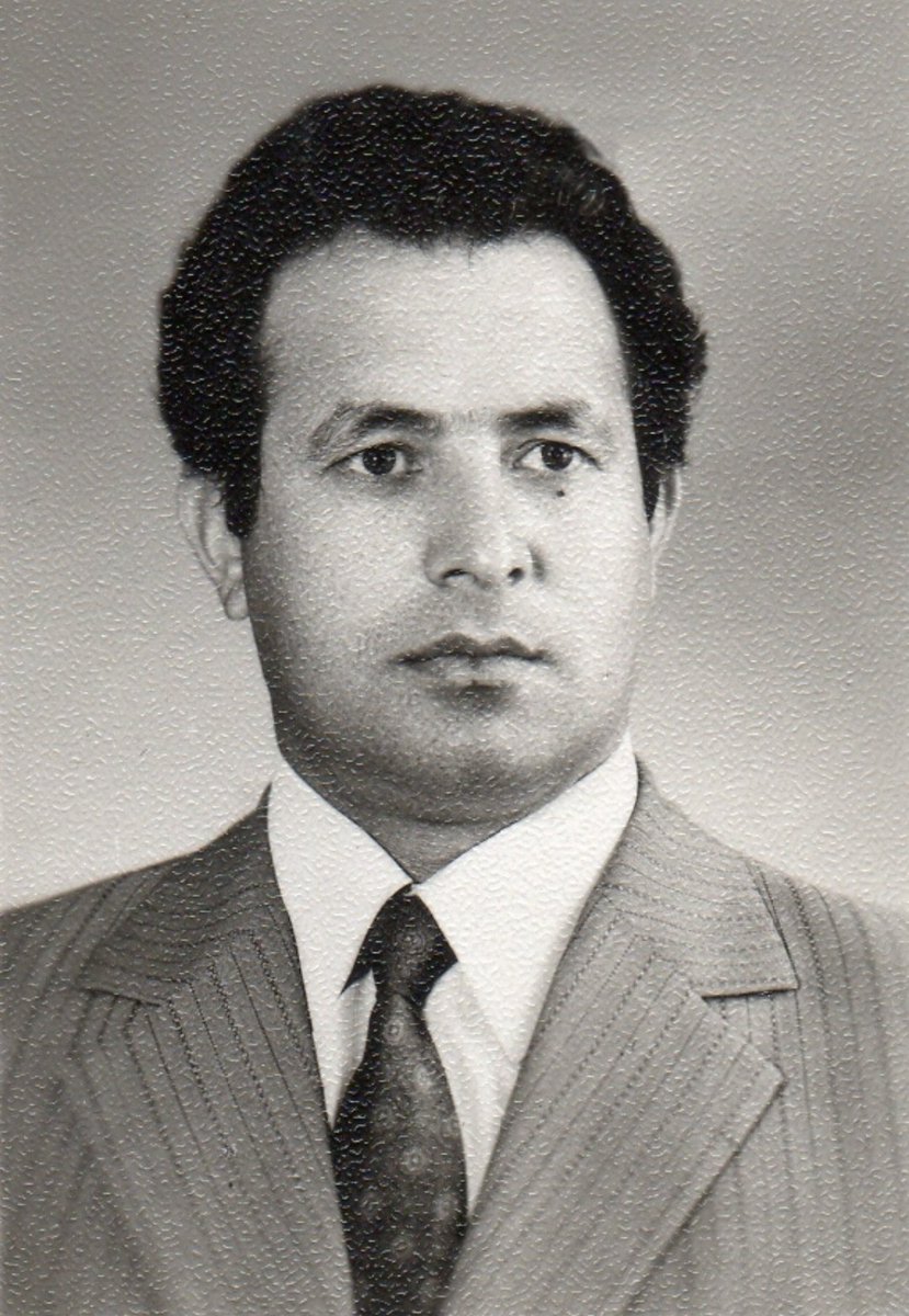 Atam, Əliyev Sabir Musa oğlu.

05.05.1938-20.01.2000

Artıq 25 ildir ki, yanvar ayının 20-si günü bizim ailə üçün ikiqat hüzn günüdür! 25 il öncə bu gün atamı torpağa tapşırdıq. O sadəcə fiziki olaraq aramızda deyil! Necə deyərlər... facebook.com/share/p/1Ahrau…