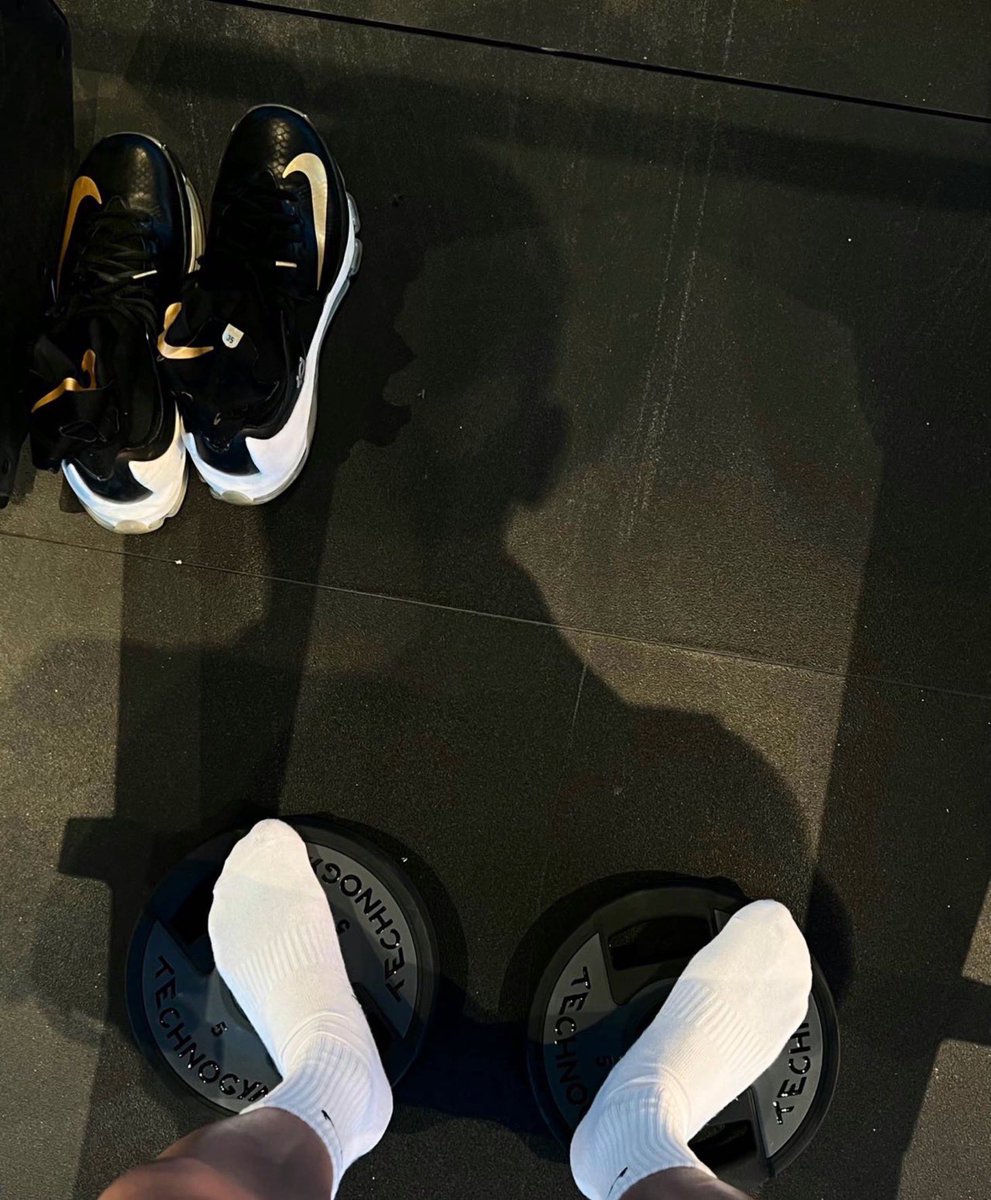 Ted (@duntehu) on Twitter photo 