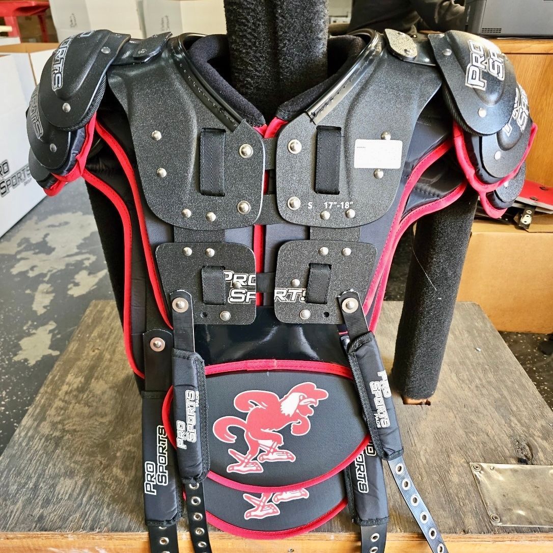 ProSportsPads (@prosports_pads) on Twitter photo Jacksonville, FL ➡️ Jacksonville, AL!📍
These #ProSportsCustoms traveled to <a href="/JaxStateFB/">Jax State Football</a>, thanks to Mike Nelson (<a href="/ProGearNellie/">Michael Nelson</a>) with <a href="/BakersSports/">Baker's Sports</a>!❗
<a href="/JSUNews/">Jacksonville State University</a>
<a href="/JSUGamecocks/">Jax State Athletics</a>
<a href="/ConferenceUSA/">Conference USA</a>
#KnowTheLogo #MadeInTheUSA #CollegeFootball #ShoulderPads #FootballEquipment #FearTheBeak Jacksonville, FL ➡️ Jacksonville, AL!📍
These #ProSportsCustoms traveled to <a href="/JaxStateFB/">Jax State Football</a>, thanks to Mike Nelson (<a href="/ProGearNellie/">Michael Nelson</a>) with <a href="/BakersSports/">Baker's Sports</a>!❗
<a href="/JSUNews/">Jacksonville State University</a>
<a href="/JSUGamecocks/">Jax State Athletics</a>
<a href="/ConferenceUSA/">Conference USA</a>
#KnowTheLogo #MadeInTheUSA #CollegeFootball #ShoulderPads #FootballEquipment #FearTheBeak