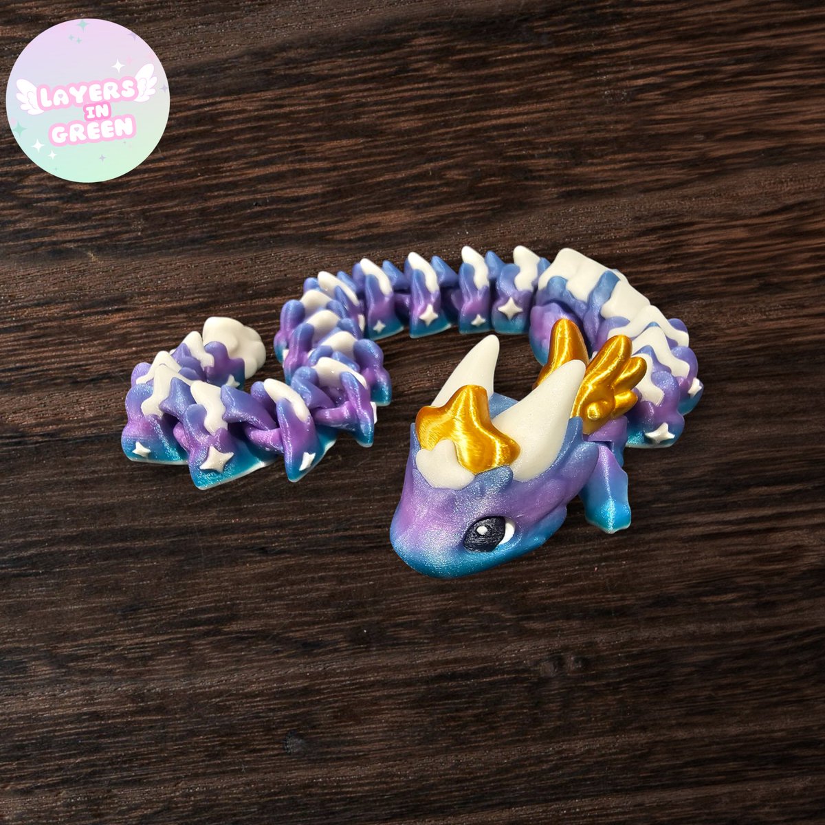 makeitmodit3d's tweet image. Layers in Green multicolor Atria dragon in 2 color schemes (Mermaid and Sunset):
- Large 18" for $25
- Medium 14.5" for $16
- Small 11" for $10

Only one of each color of each size on the website!