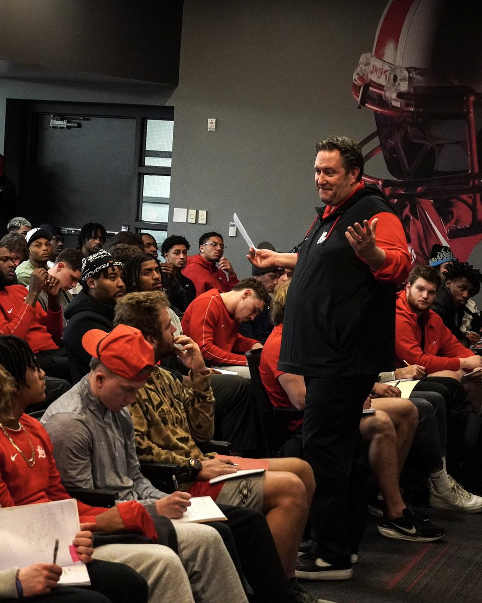 New Mexico Football tweet media