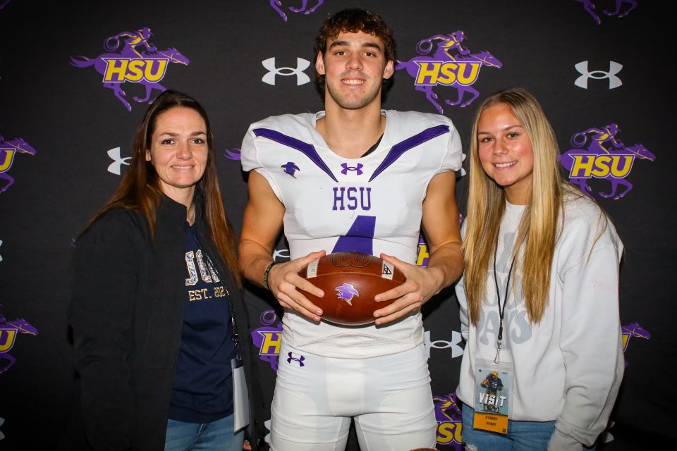 Ralph Miller (@ralphmill9) on Twitter photo Had a great time <a href="/HSUCowboys/">Hardin-Simmons Cowboy Football</a> official visit this past week. #SADDLEUP25 #HOOYAH Had a great time <a href="/HSUCowboys/">Hardin-Simmons Cowboy Football</a> official visit this past week. #SADDLEUP25 #HOOYAH