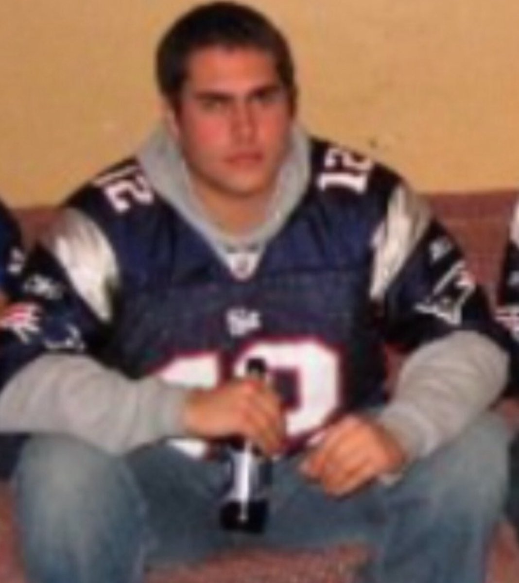 Sticks Downey Jr. tweet media