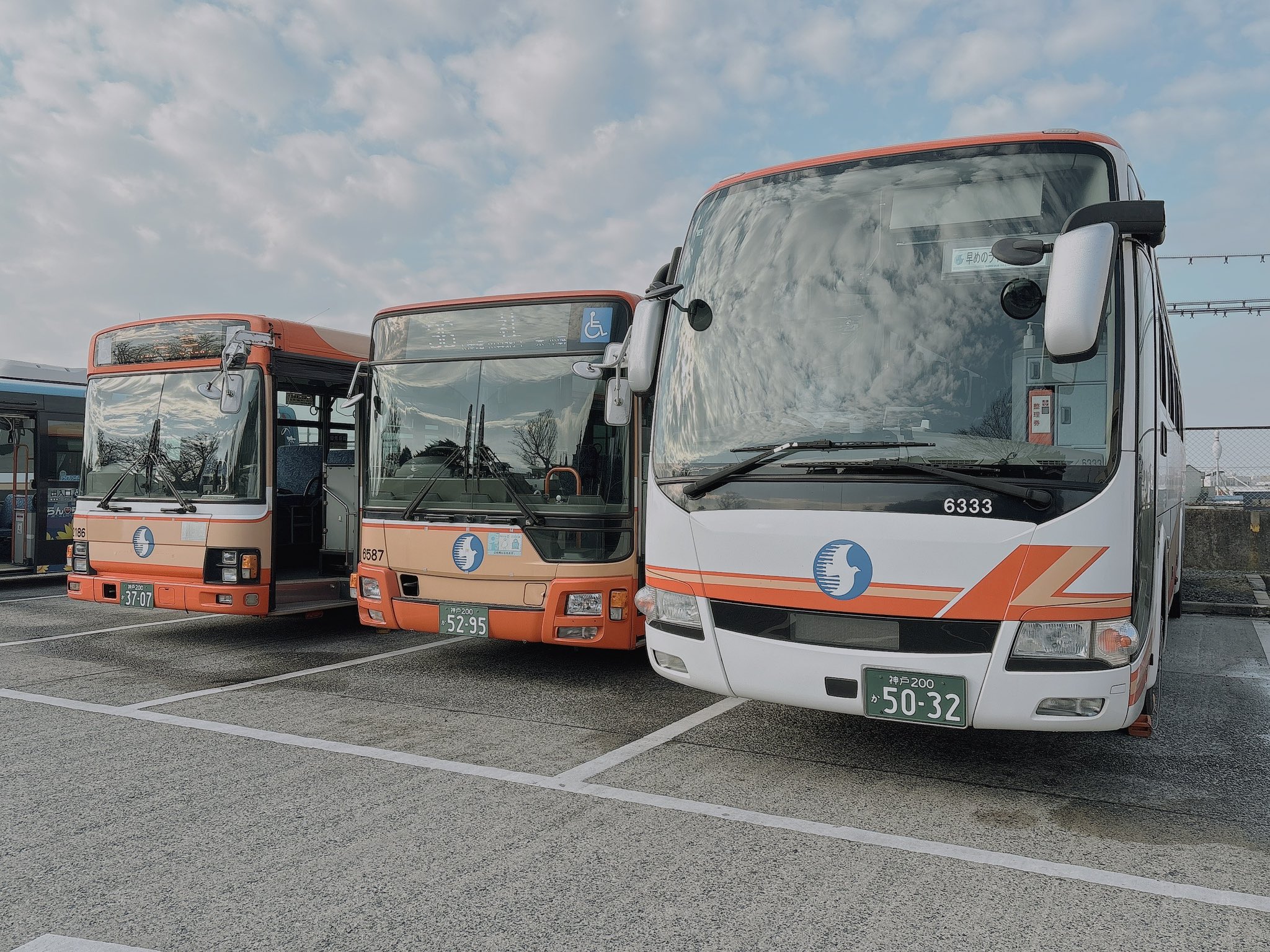 関西太郎 🚌青春関西ドリーム大阪46号🦕 on X: 