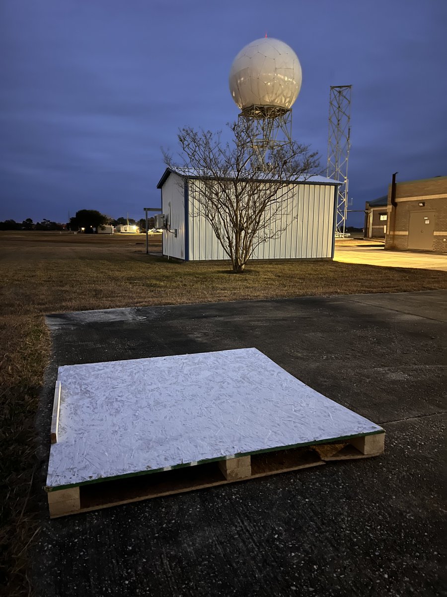 Snow board has been deployed at WFO Lake Charles!
