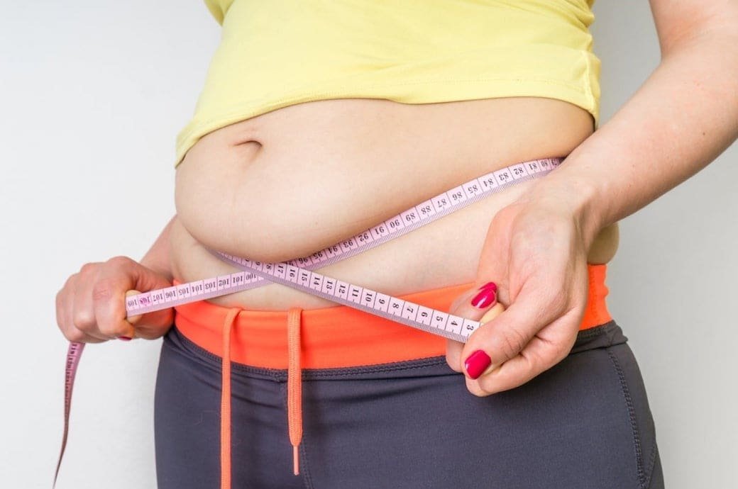thoughtleadrfit's tweet photo. Here's how to check if you're at risk:

For men: Waist size over 40 inches = danger zone
For women: Waist size over 35 inches = danger zone

Measure at the narrowest part between your lowest rib and hip bone.

But there's something crucial you need to understand: https://t.co/VfFPuckVTh