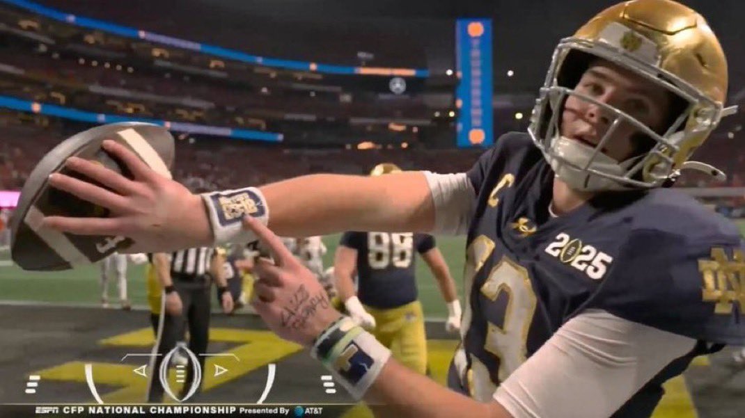 Notre Dame QB Riley Leonard pointed to his Matthew 23:12 wristband after opening the scoring in the national championship game.

"Whoever exalts himself will be humbled, and whoever humbles himself will be exalted"

Leonard is who he is in his faith, and he lives it. Respect.