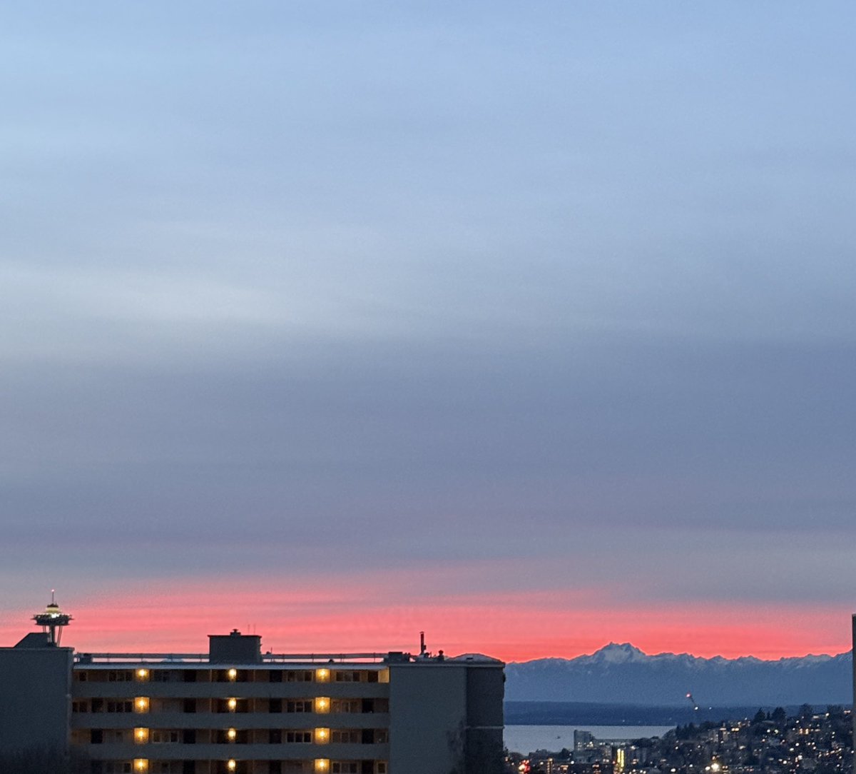 Seattle sunset.  <a href="/NWSSeattle/">NWS Seattle</a> <a href="/KSeattleWeather/">Seattle Weather Blog</a>
