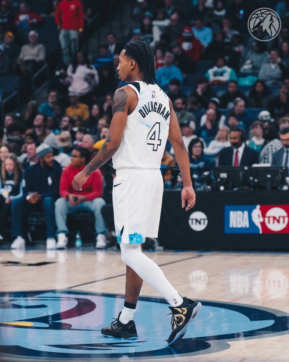 Timberwolves's tweet photo. Rob in his last 3 games:

10.5 PPG
56.3% FG
50% 3PT https://t.co/SHw5pIFpoC