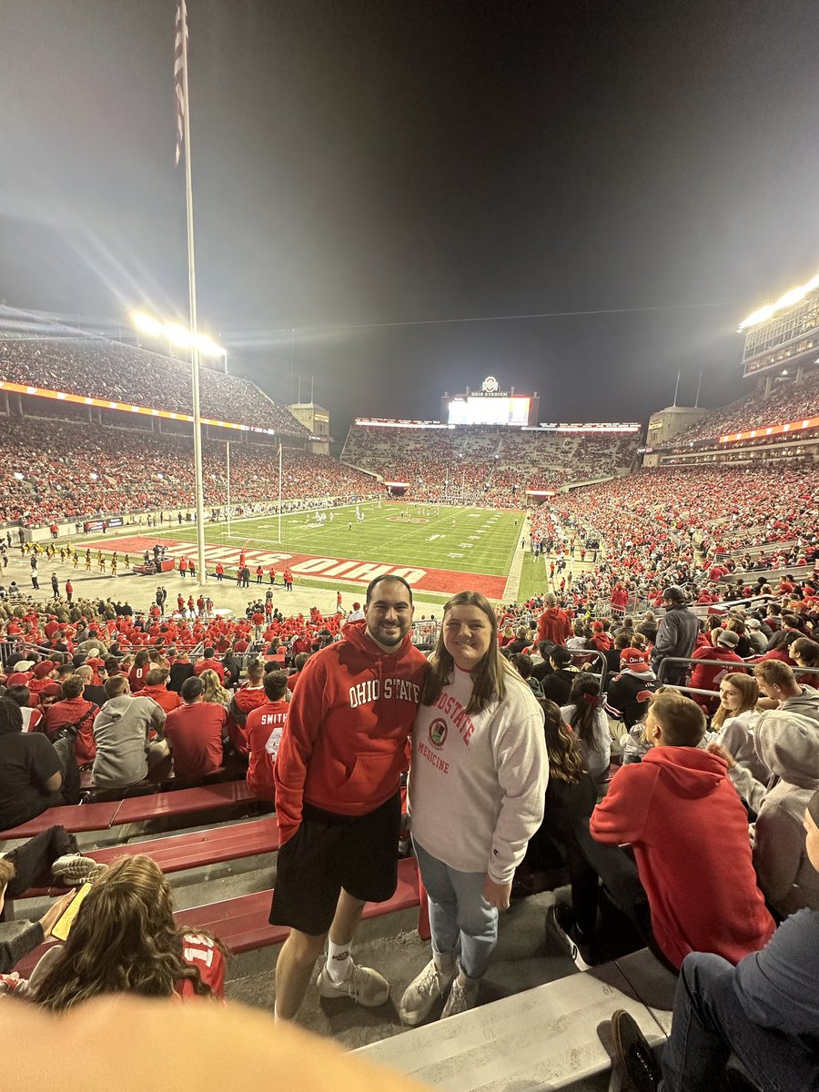 CarsonRogge's tweet photo. Go Bucks! 🌰

Feel sentimental about 🅾️HIO State as graduation season nears❤️❤️ https://t.co/jvWJ83bBtk