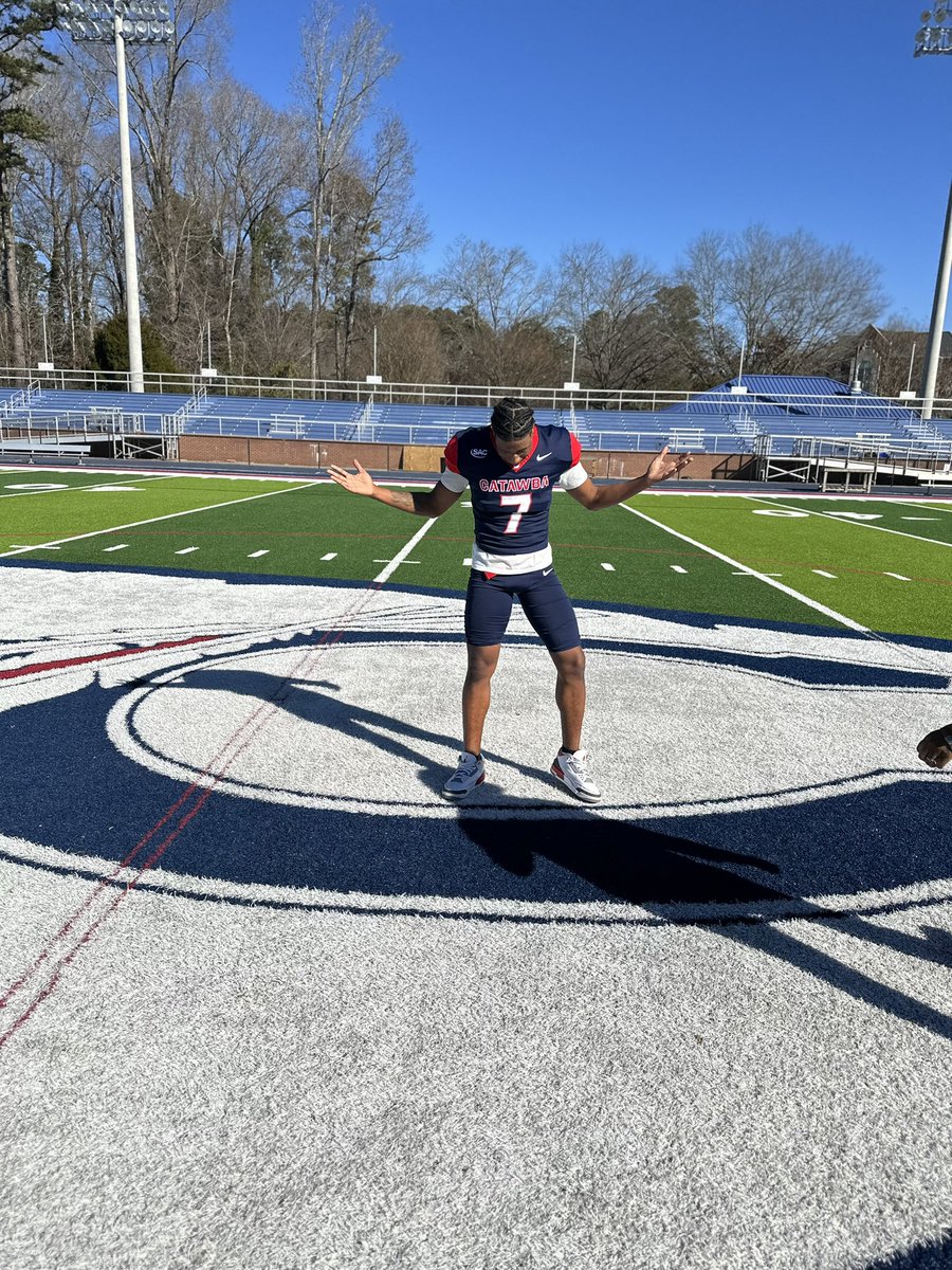 ynbmari's tweet photo. Had great visit today w/ @CatawbaFootball! Thank you for having me. #bleedblue #goindians 
@_CoachGreene_ @BrianYarboroug7  @coachfretwell56 @SouthGarnerAD @SouthGarnerFB @CaryCoaching101 https://t.co/cqNLvL0n1Z