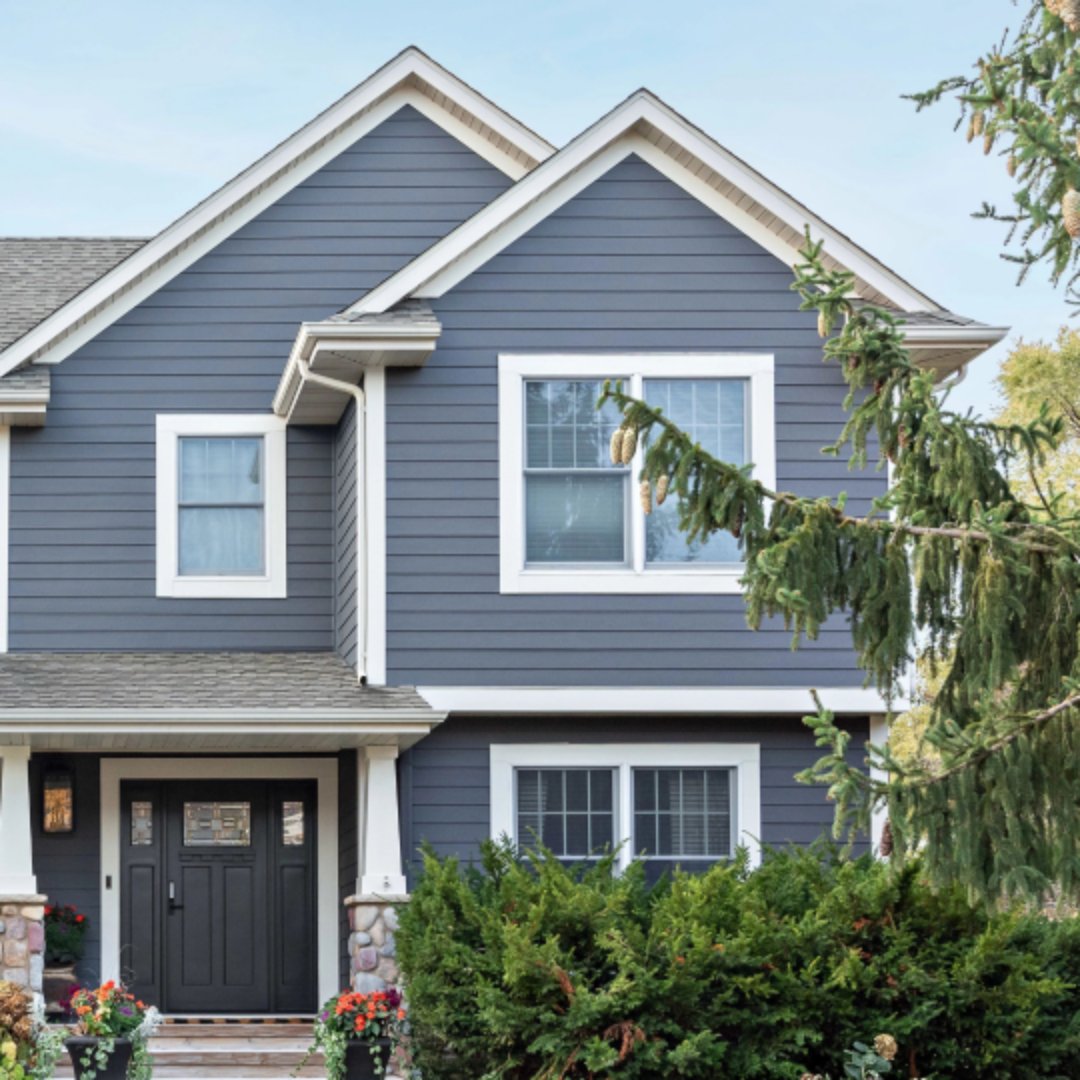 When beauty meets performance, the result is simply stunning! These new windows and doors do more than elevate curb appeal — they bring in natural light, enhance energy efficiency, and create a view you'll love every day. 🪟💚