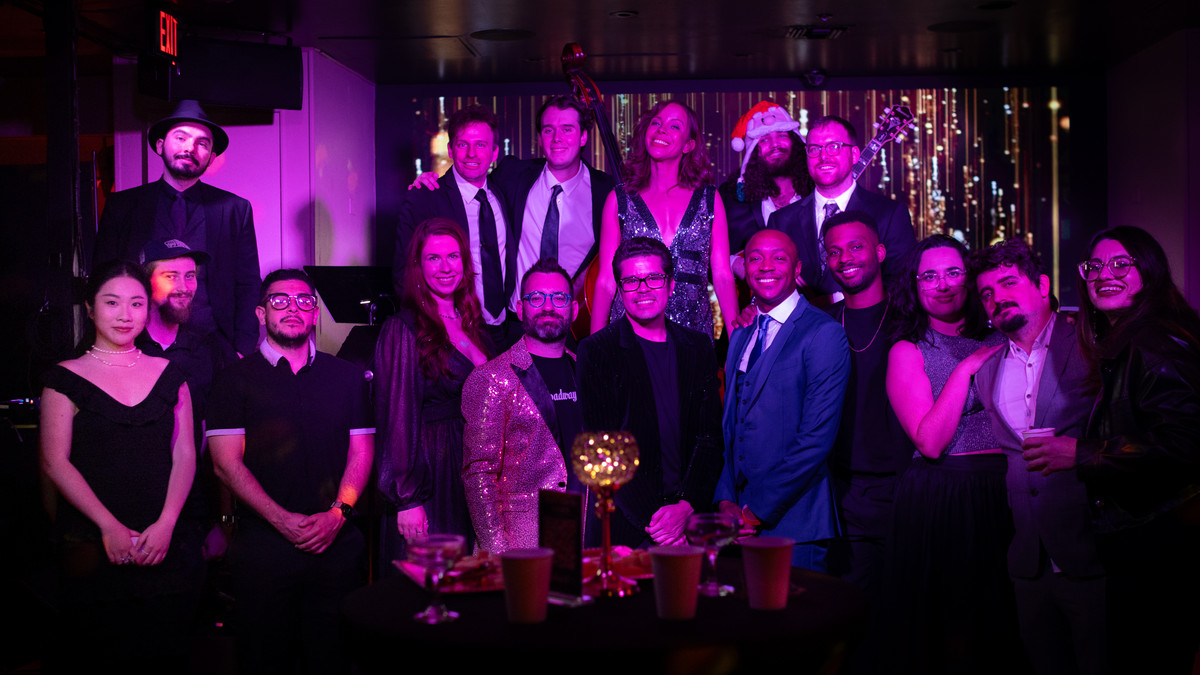 🌟 Shoutout to Our Incredible Volunteers at the Soirée last month! 🌟
To the amazing individuals who dedicate their time and energy to Broadway West: YOU are the true stars of the show. Sign up to #volunteer today through the link in our bio and help us make history shine again!