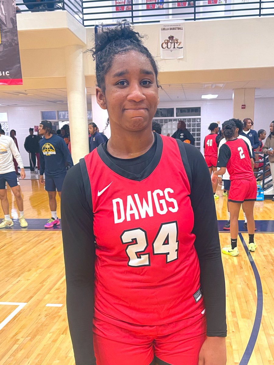 ‘25 <a href="/JaleiaR_2025/">Jaleia Robinson</a> (Dutchtown) is the ultimate floor spacing forward/post in today’s era of basketball.

✔️Robinson will be competing next year with <a href="/EC_WomensBball/">EC Women’s Basketball</a> in the <a href="/ConfCarolinas/">Conference Carolinas</a>

🏀Very nice addition for the Lady Lions…

📌<a href="/Jarrett_PRO/">Jarrett PRO</a>
📌<a href="/MichelleAhmad9/">Luella High School Athletics</a> 

#MLKClassic