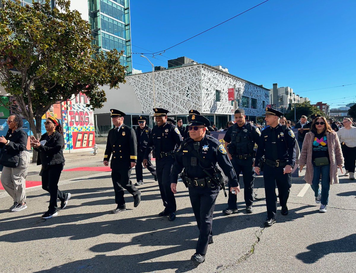 SFPDChiefScott's tweet photo. Honored to walk alongside @SFFDPIO and my fellow command staff members during today’s #MartinLutherKingJrDay Parade! We’re proud to recognize the life and legacy of such an incredible civil rights icon. https://t.co/shUhS6RhMd