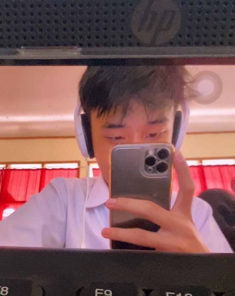 radenfaizz's tweet image. PWIS GUE UDAH BUCIN BANGET SAMA FISIP UI #fisipui #universitasindonesia