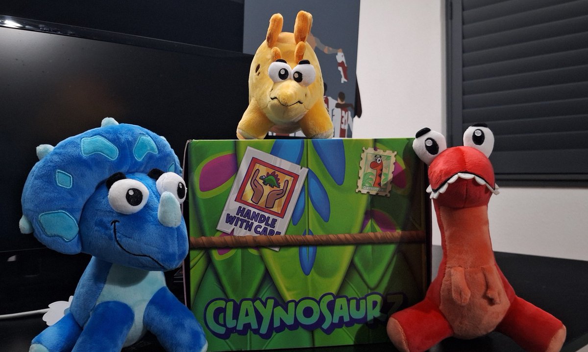 DekkerAndries's tweet photo. Solana is going crazy right now, so I couldn’t afford another @Claynosaurz. Instead, I grabbed three of the little ones. 
What do you guys think? The plushies are top quality and the designs are fire. Needed to show some love to the team.
#clayistheway #plushies https://t.co/tVVQNeGozE