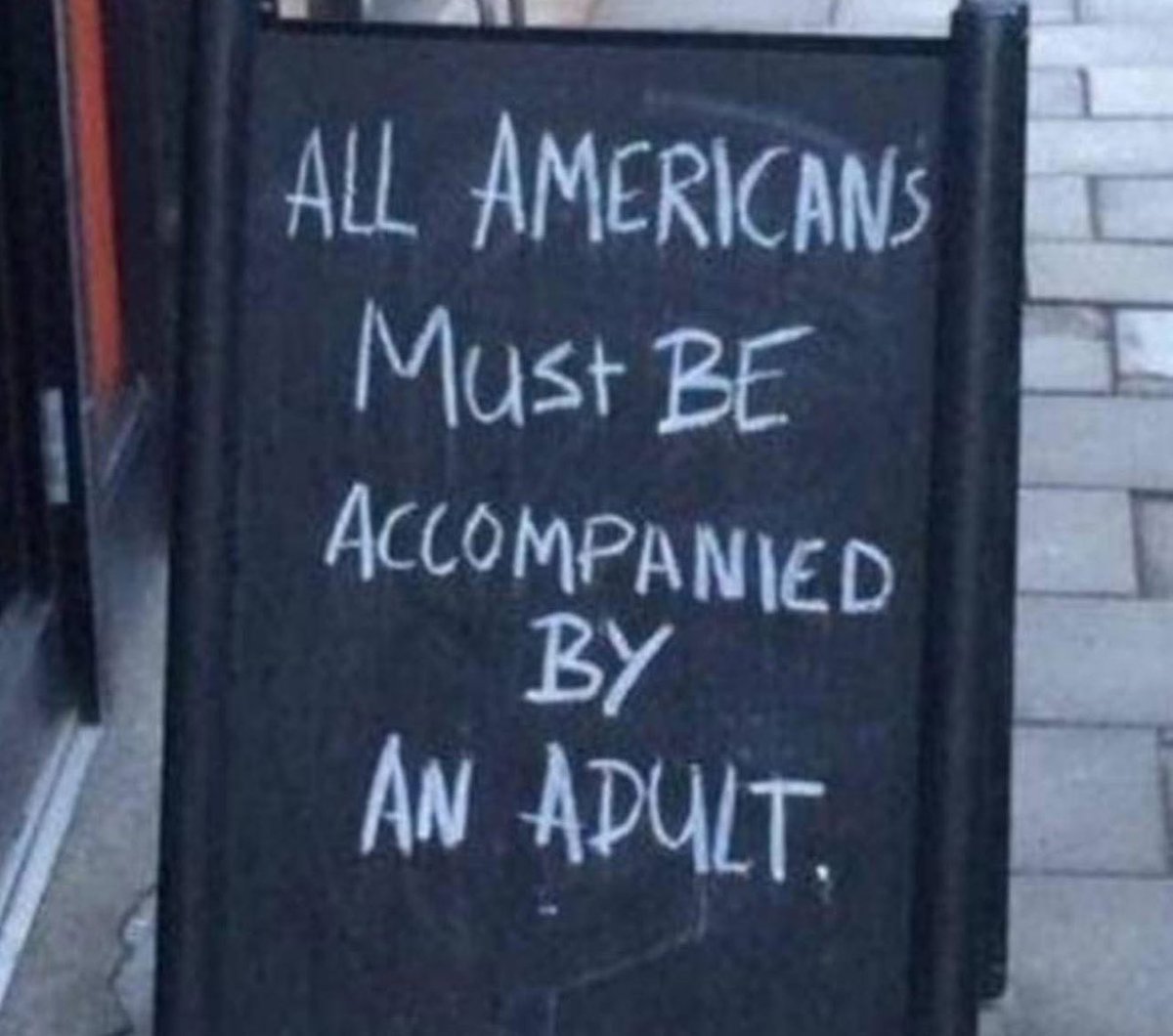 TheCureheads tweet media